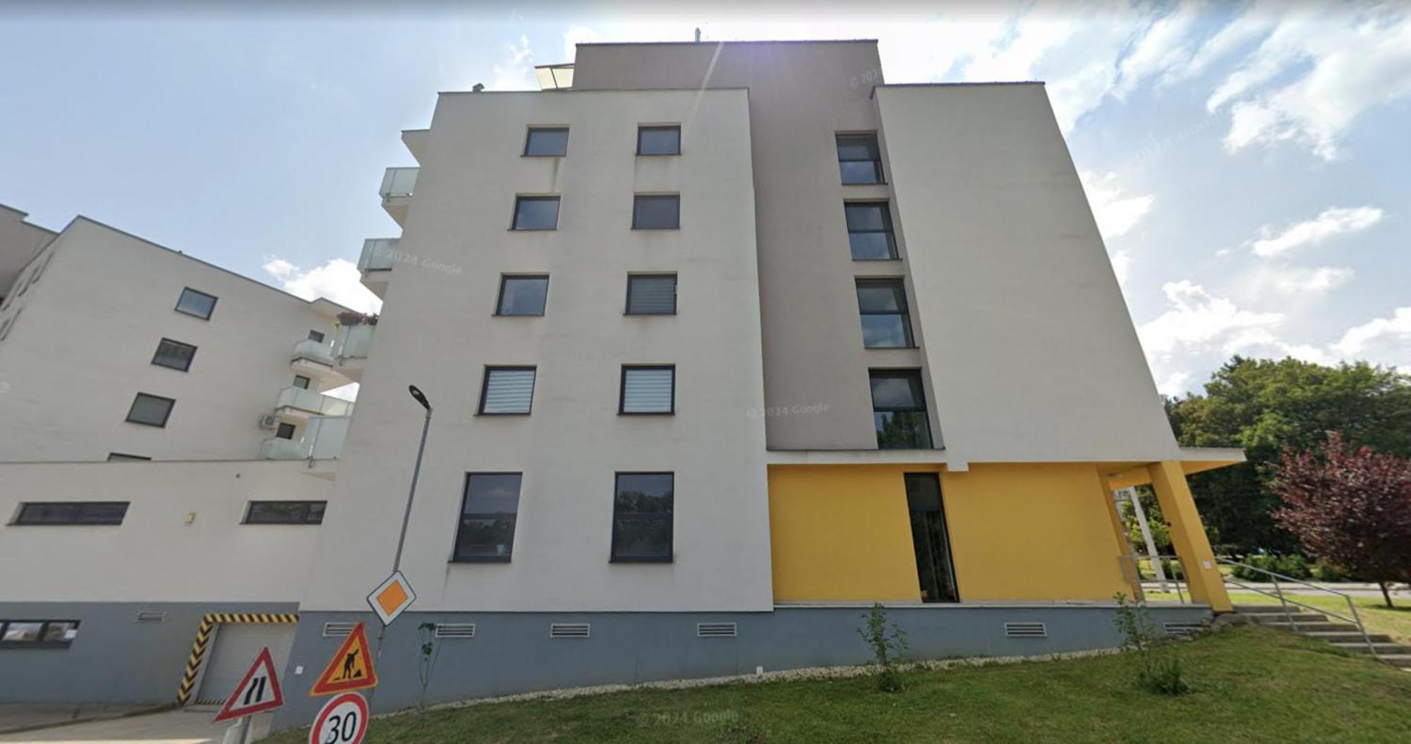 Alure Residences 1 & 24H Self Check-In, Free Parking In Front Of The Apartment Building, New Building, Terrace, Cafe With Breakfast In The Apartment Building, Next To The Aqua Park بانْشكا بيشتريتْسا المظهر الخارجي الصورة